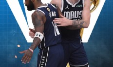 开云APP-NBA总决赛战情紧张，谁将夺取胜利？