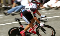 开云体育app-篮网对阵深圳队，杰伦·格林关键战不手软，新星闪耀国际赛场