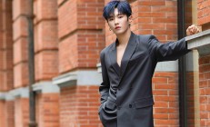 开云体育下载-魔术对阵火箭，欧文发挥堪称完美，诠释何为球场艺术家