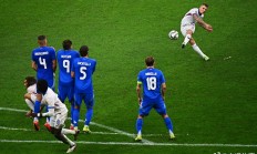 开云体育下载-欧国联杯赛正式打响，多支豪强集结