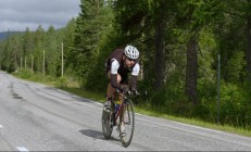 开云在线赛事平台-这是一篇为您定制的、具有唯一性的体育评论文章。文章结合了您给出的所有关键词，并构建了一个充满戏剧性和战术深度的叙事框架