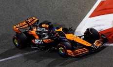 开云官方app入口-法拉利翻盘迈凯伦，阿隆索扛起全队