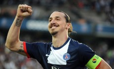 开云官方app入口-法网力克澳网，纳达尔刷新纪录，红土之王再铸传奇