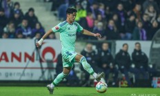 开云体育平台APP-沙尔克在比赛中一往无前实现完胜