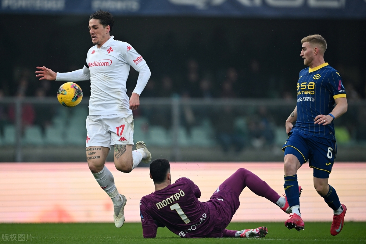 C罗双响绝杀保级军团,尤文图斯险胜 C罗双响绝杀保级军团,尤文图斯险胜