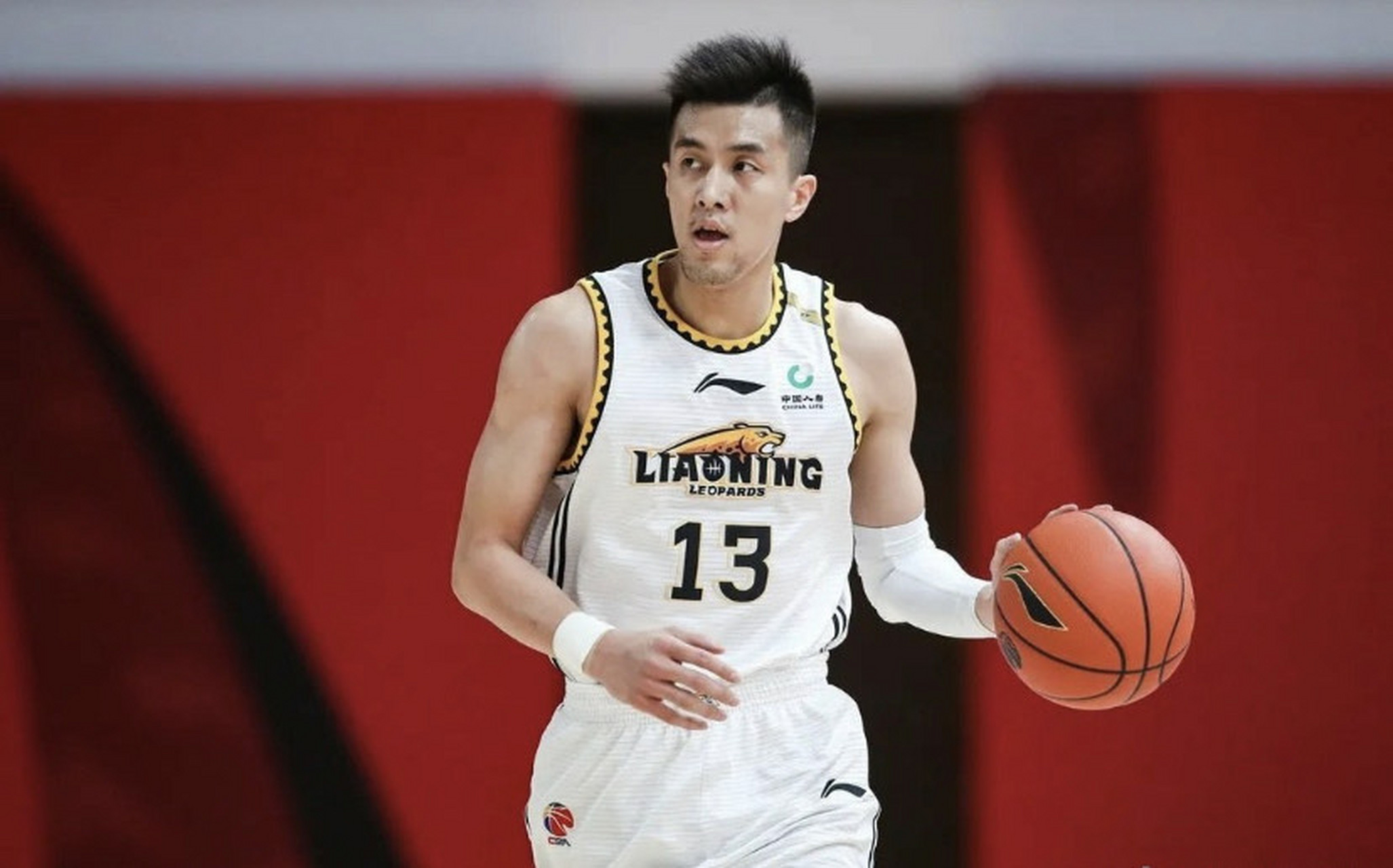 浙江队轻取吉林队，郭艾伦惊艳四座