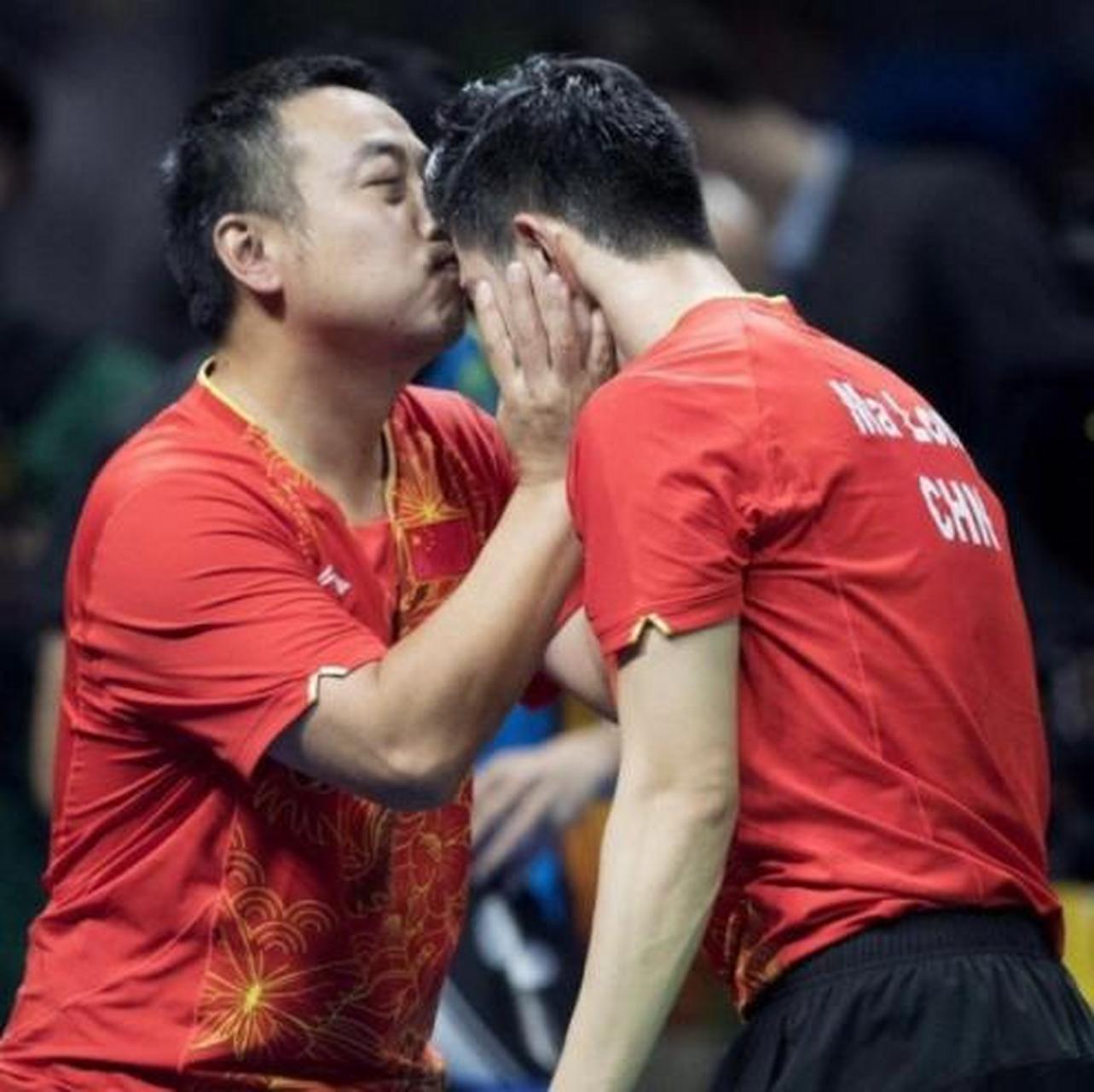 韩国队险胜日本队，许昕统治全场