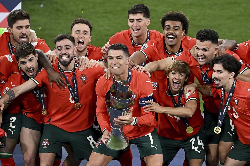 欧国联杯赛正式打响,多支豪强集结 欧国联杯赛正式打响,多支豪强集结