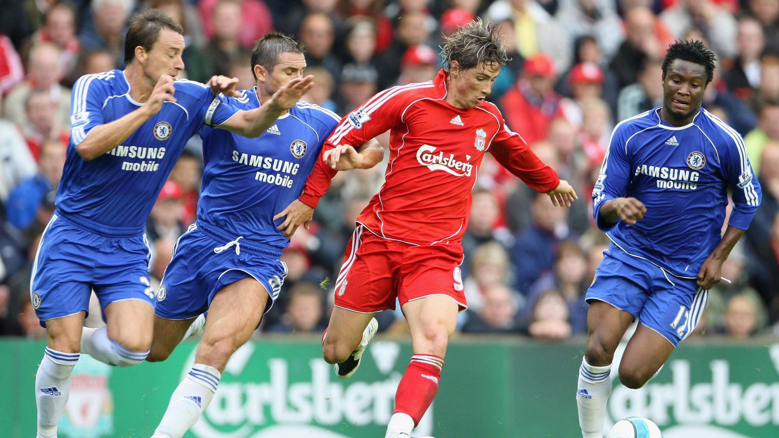 绿茵场外的传奇，当伊拉克在欧冠淘汰赛焦点战中击败AC米兰